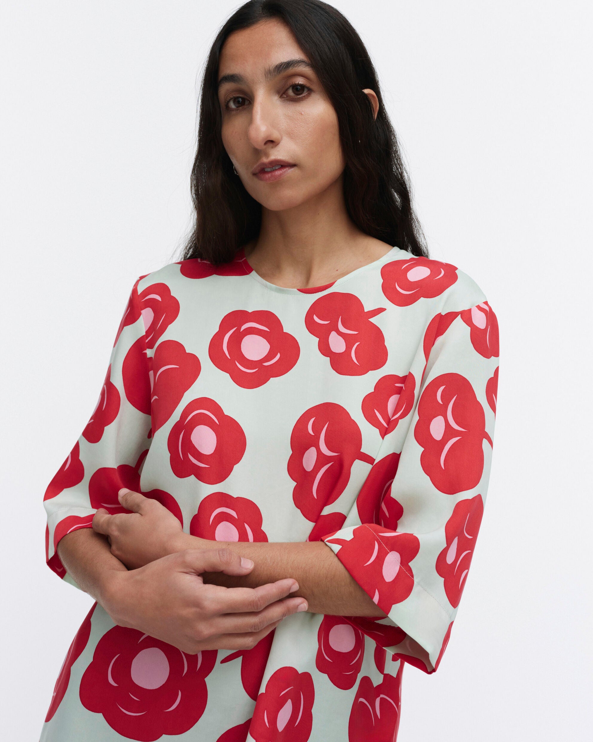 Toinen Tumma Shirt