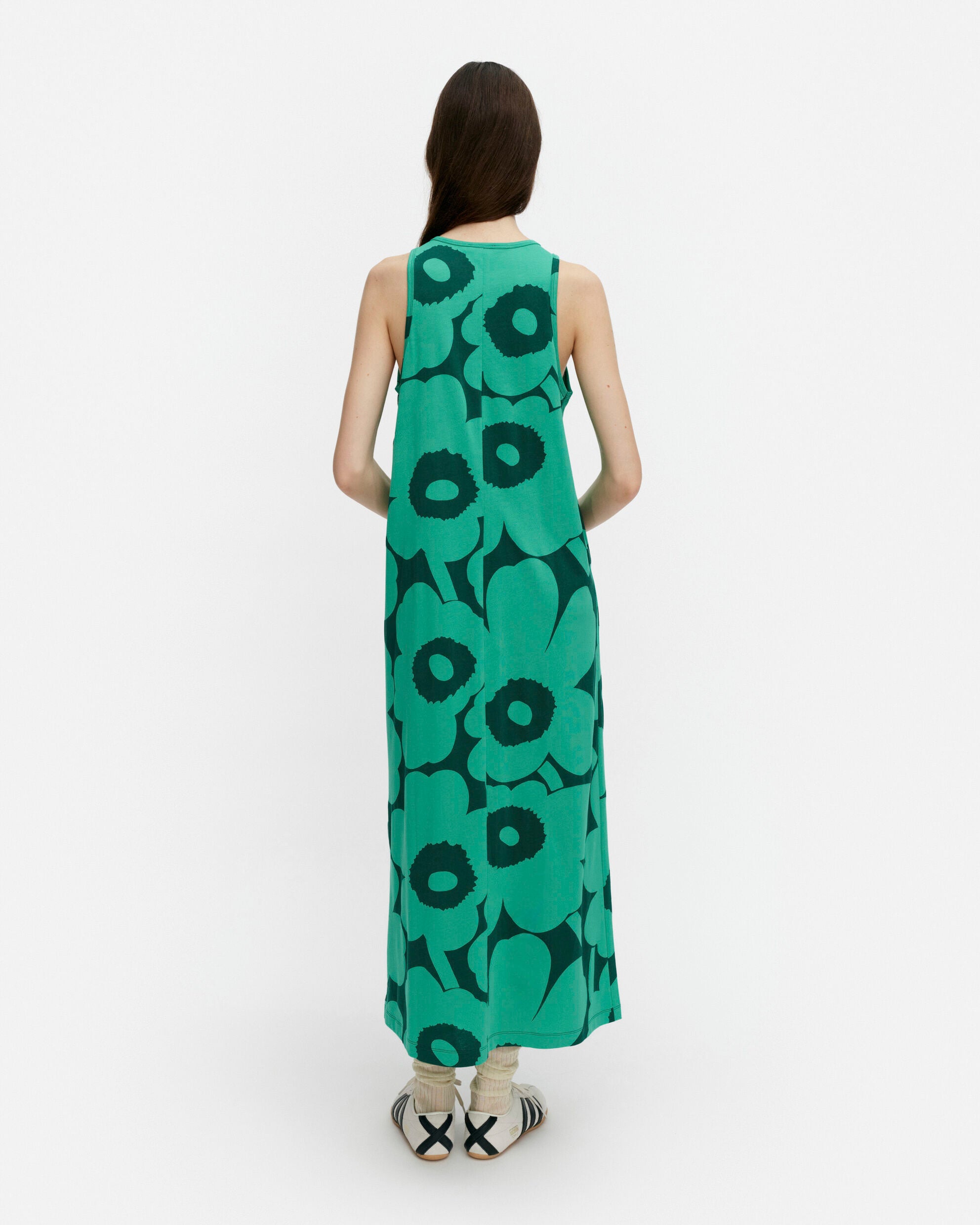 Robe Unikko différente