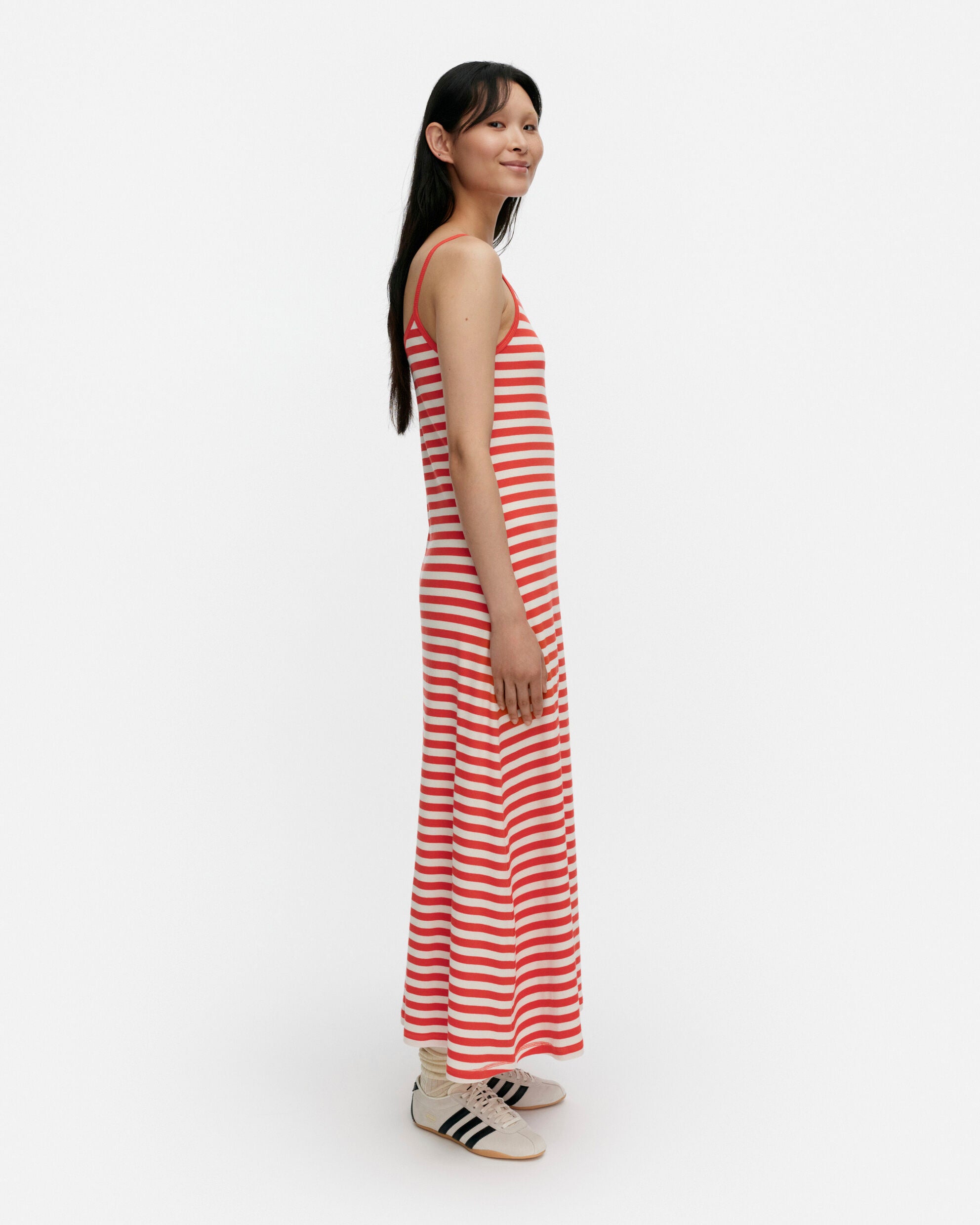 Laulaa Tasaraita Unikko Kioski dress