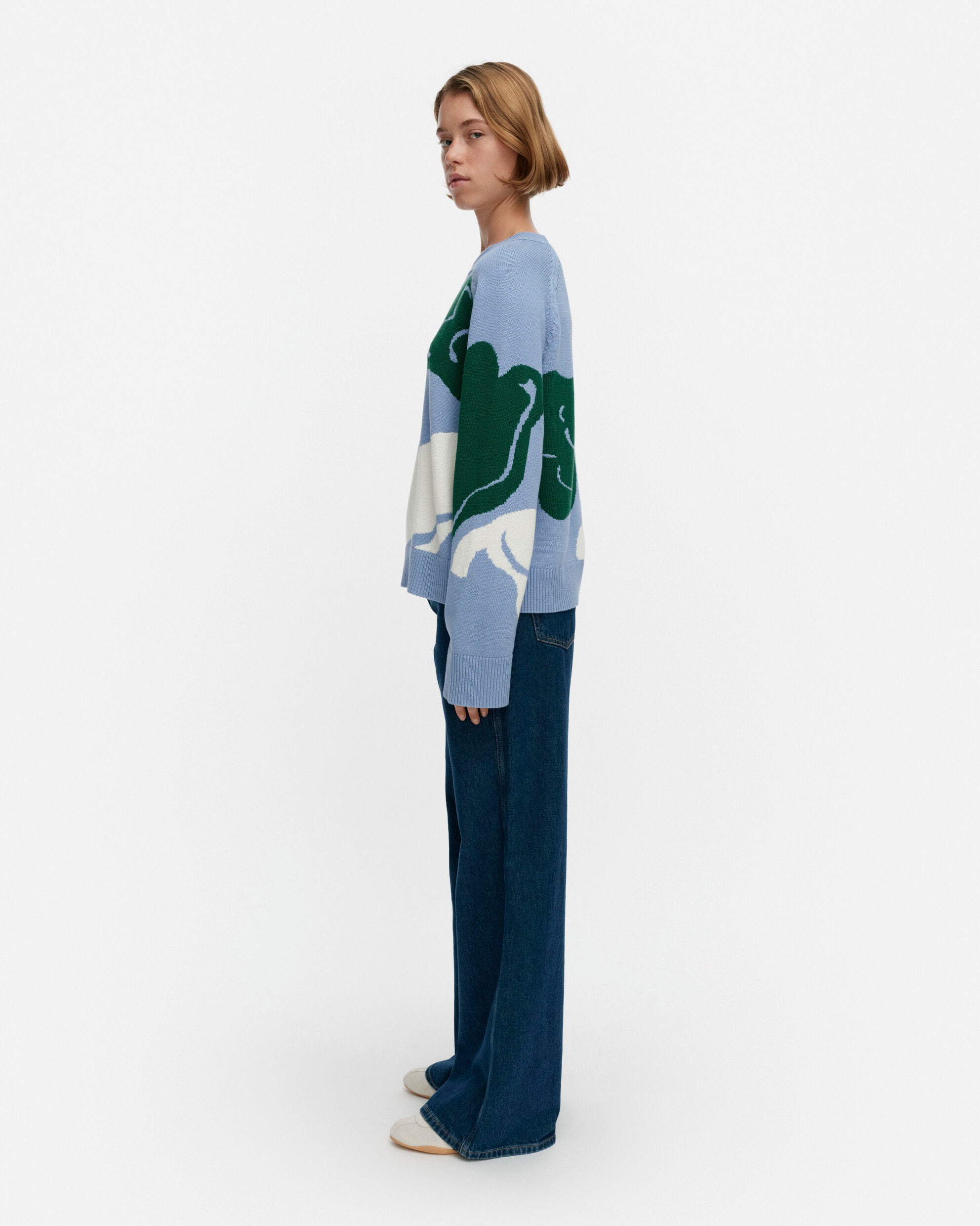 Loitsu Kukasta Kukkaan Knitted pullover