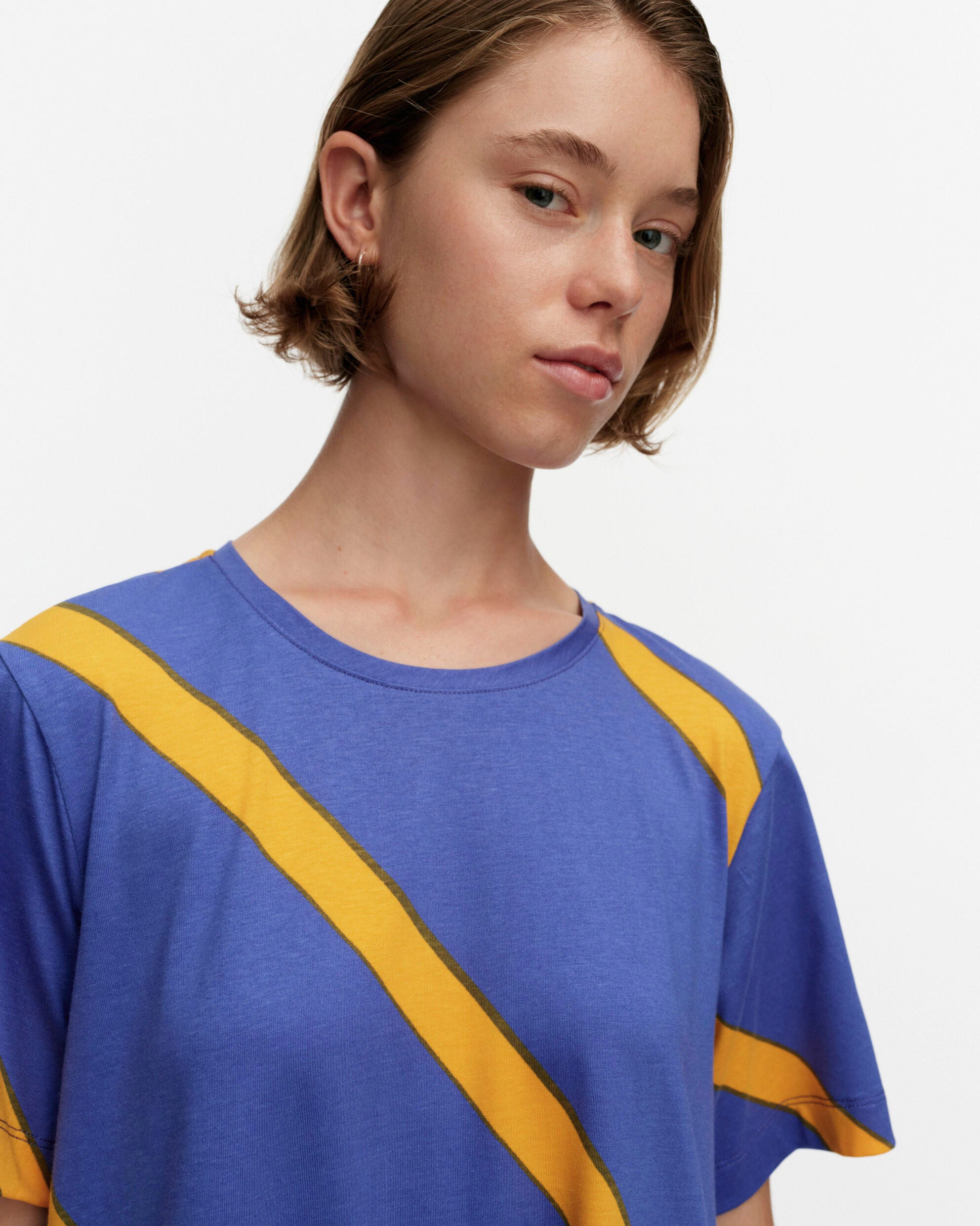 txt
Robe à pois Basso