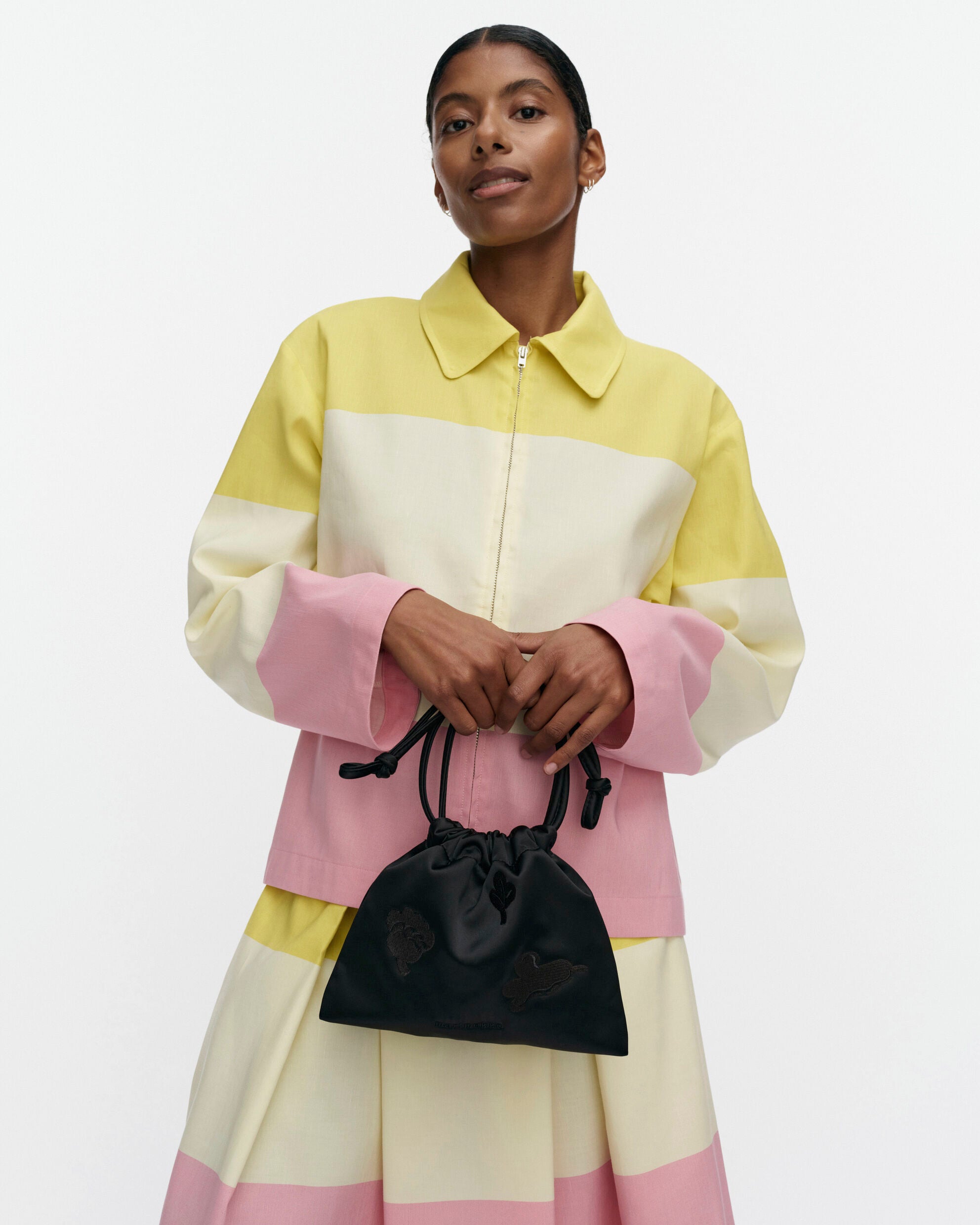 Cirra Satin Kukasta kukkaan Bag