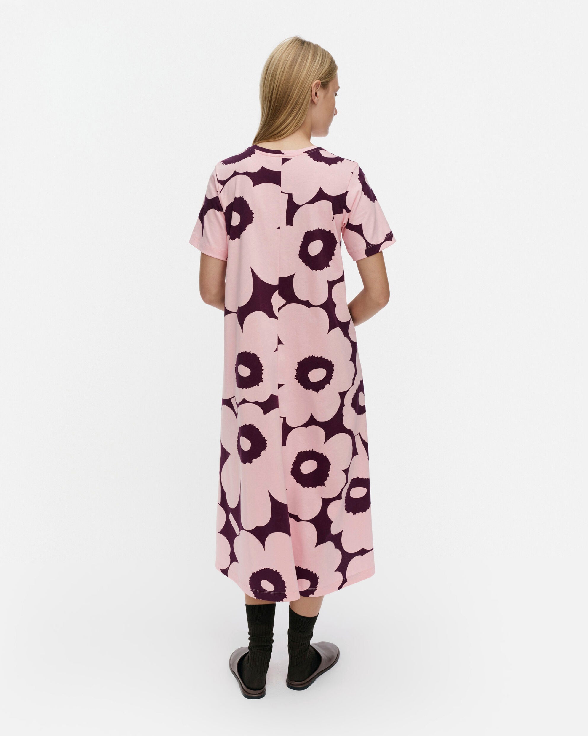 Pisteinen Unikko Dress