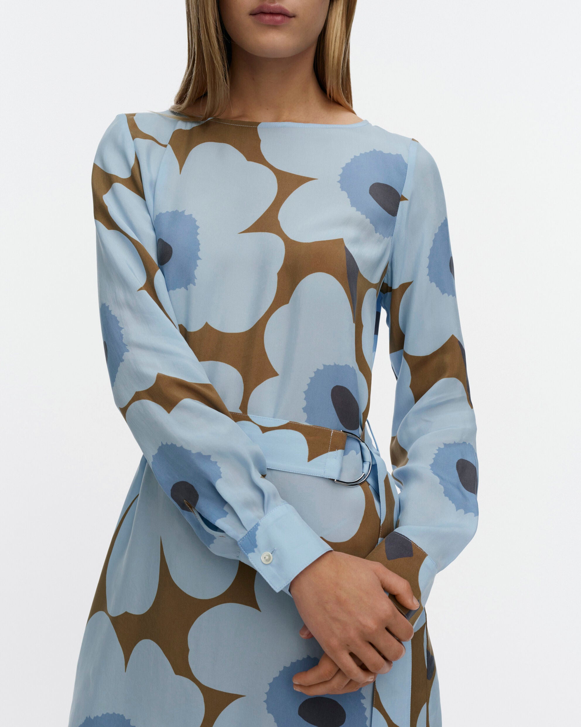 Satunnainen Unikko Dress