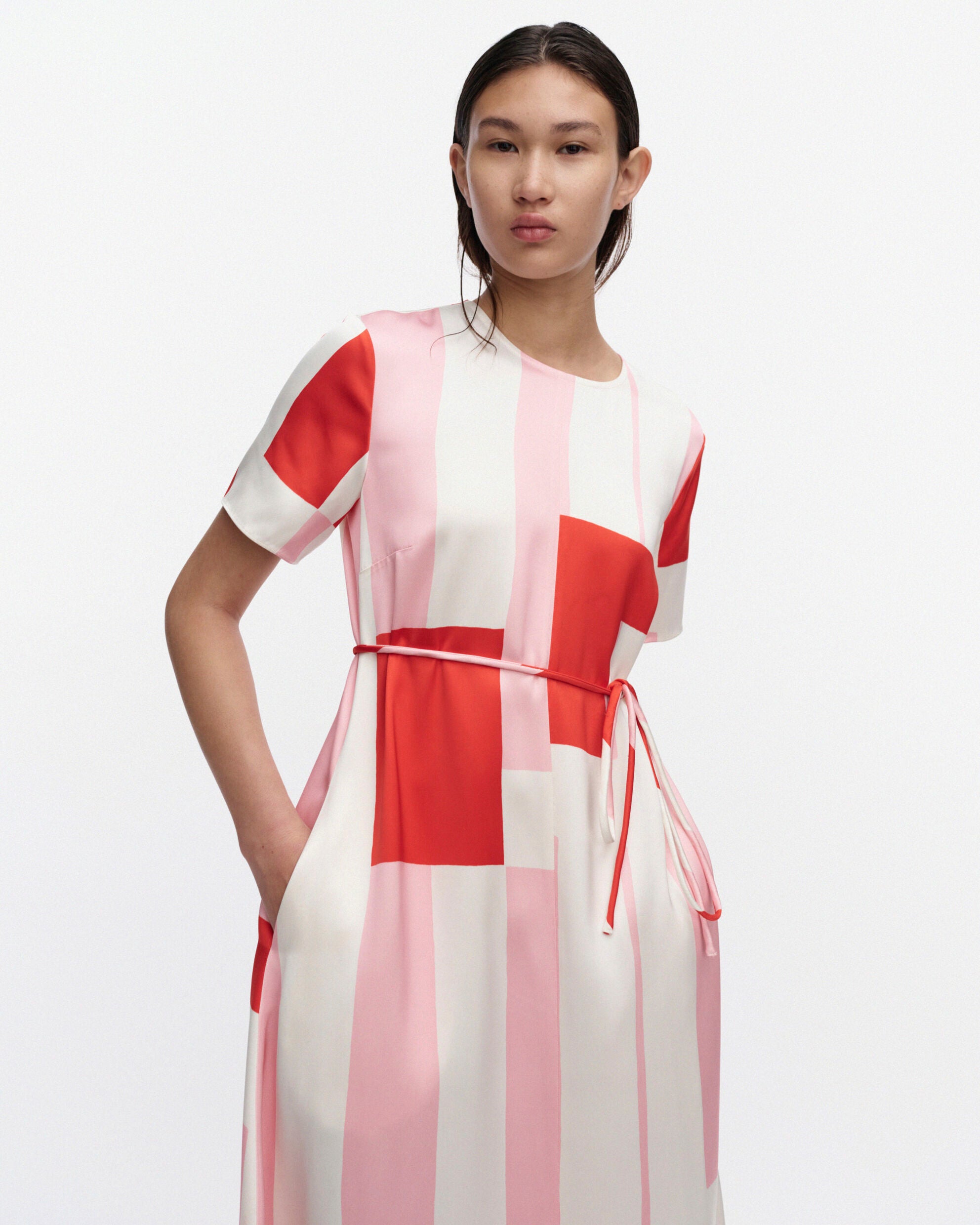 Hiljaus Attika Dress