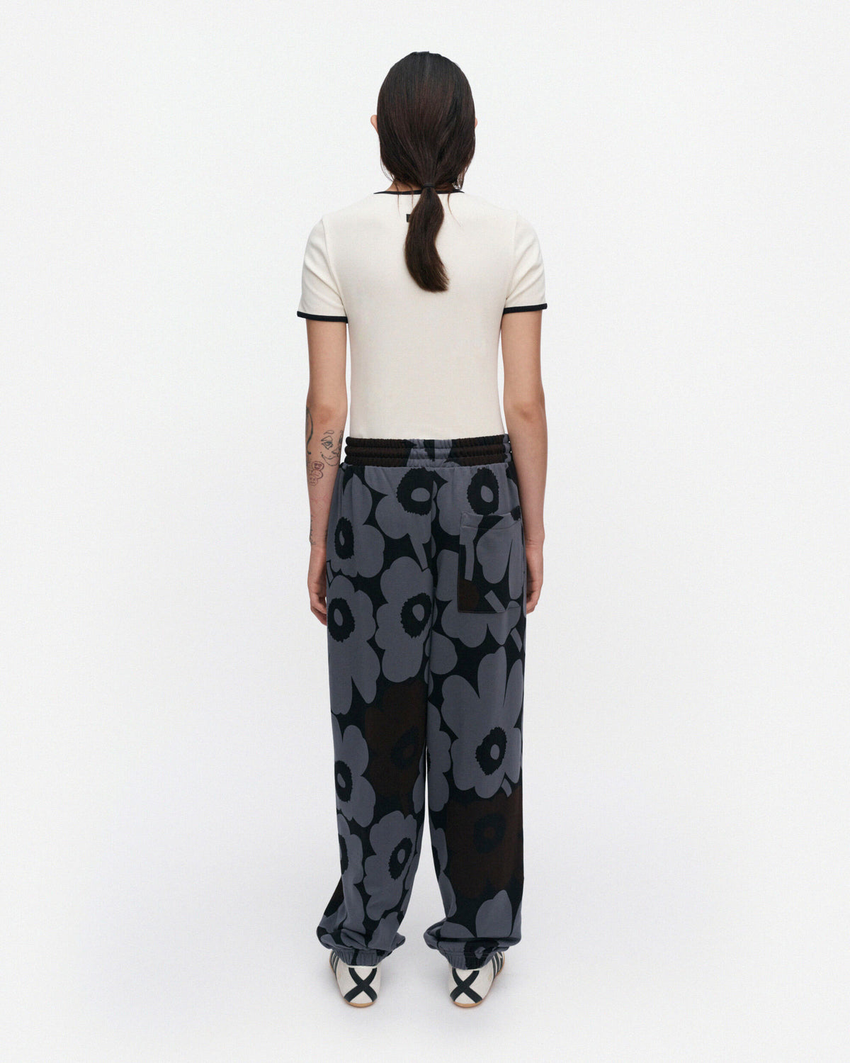 Joggerit Pieni Unikko Kioski sweatpants