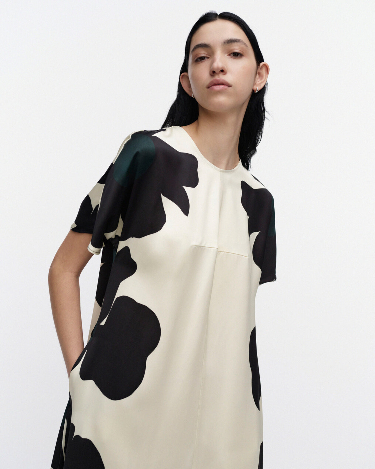 Kohtalo Lossi Dress